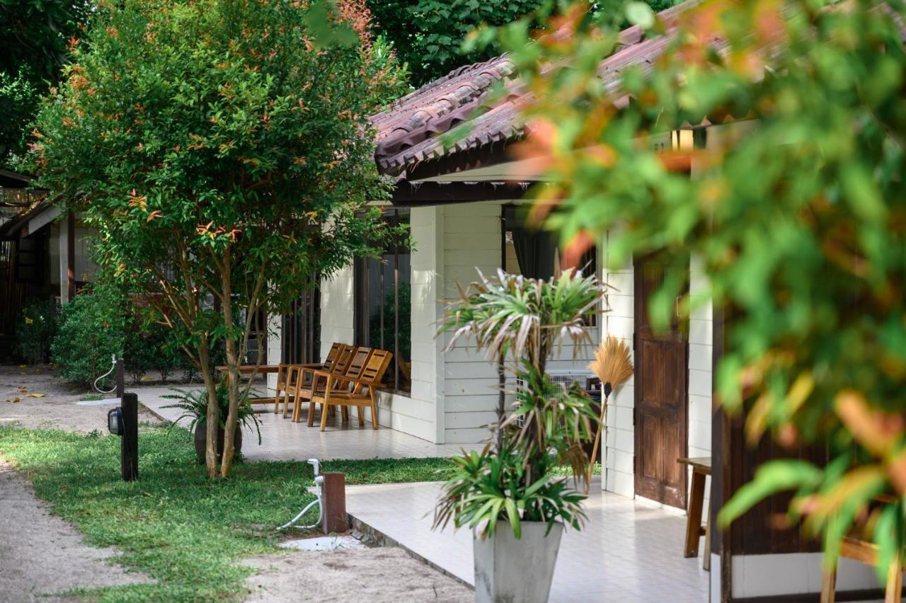 Wapi Resort Koh Lipe Exterior photo